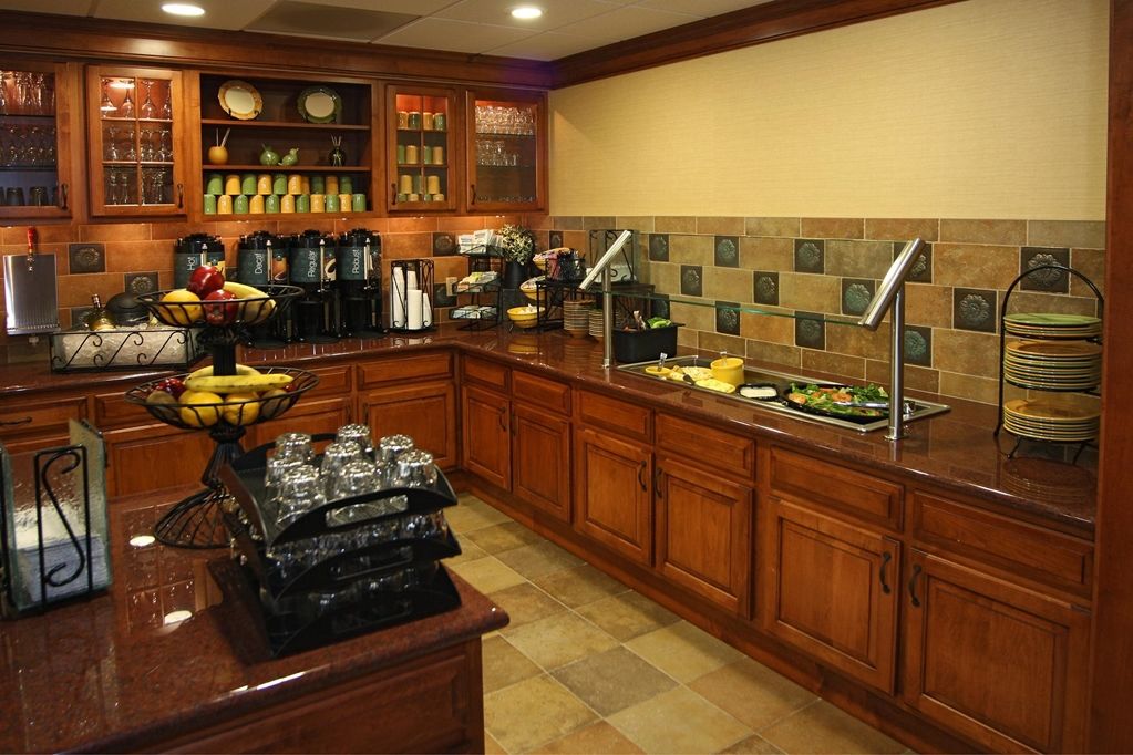 โฮมวูด สวีท บาย ฮิลตัน แลงคาสเตอร์ Hotel Rohrerstown ร้านอาหาร รูปภาพ